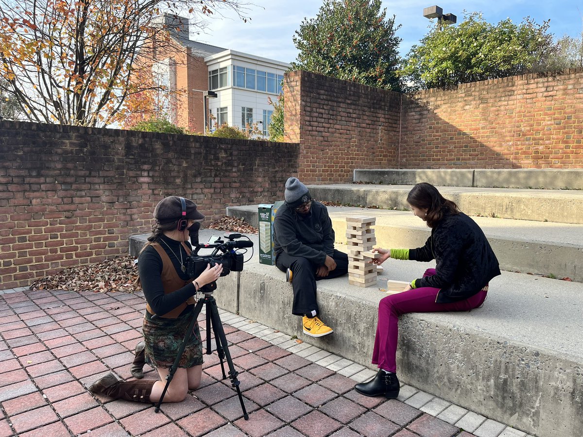 AlannaKopania's tweet photo. Enjoying the sun and practicing active interviews in @merrillcollege #j603 with fun games! https://t.co/5QnPmmDYNe