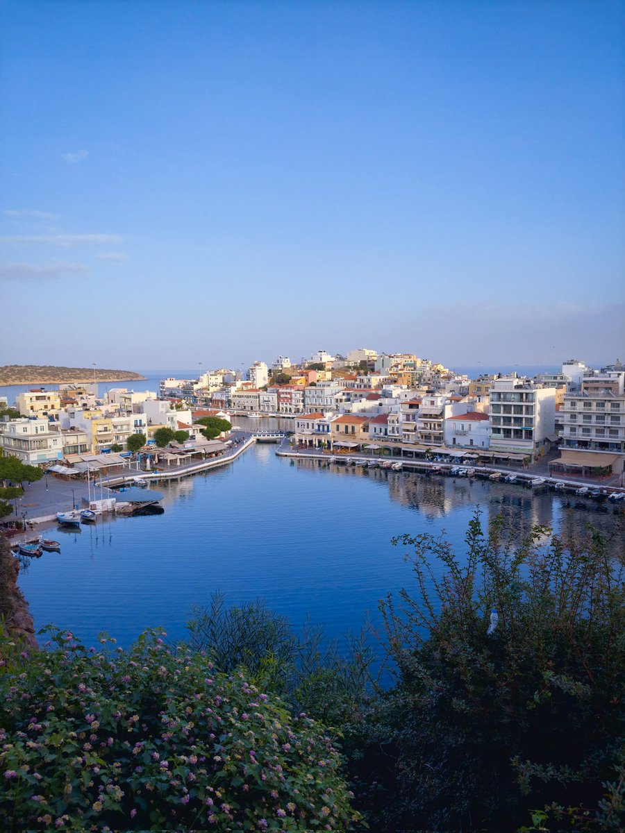 Marina_AgN's tweet photo. ξορκίζεται η Δευτέρα;
ναι, με τέτοιες εικόνες.
#mycrete #agiosnikolaos #Crete https://t.co/tTacPgpe2v