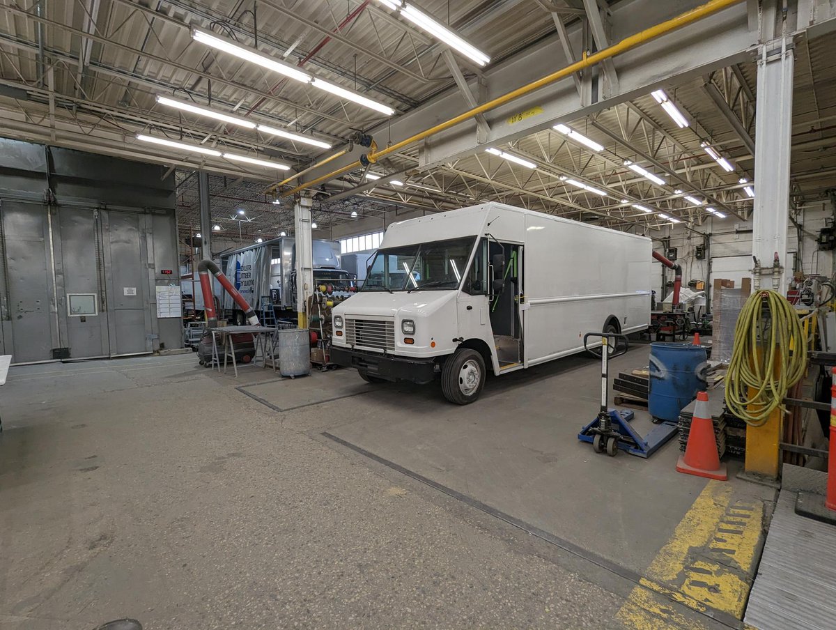 FoodTrucksInt's tweet photo. Starting a brand new food truck! Fresh from the Ford Factory! #ford #foodtruck #foodtruckbuilder #foodtrailer https://t.co/VKL1ZEBvx5