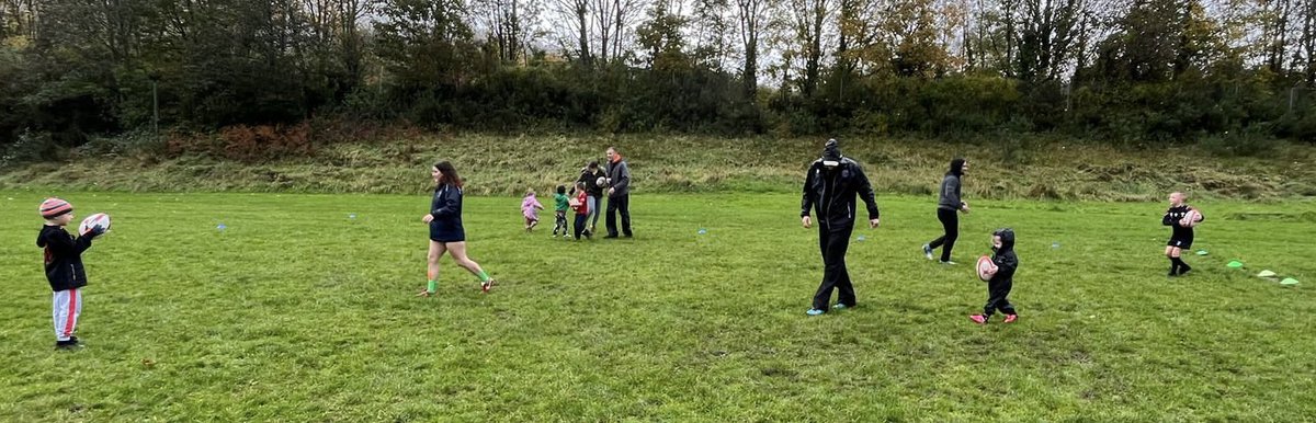 playondevelop's tweet photo. The rain didn’t dampen our @TaffsWellRFC Supertots spirit. Great fun practicing catching , passing and tagging skills . The group continues to grow
😊
If you have a little one aged 3-6 years , come along and join the fun
Register at https://t.co/dto447o5ea 
@EdArmst50663968 https://t.co/OZzeLP2nM1