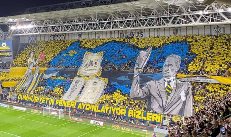 Fenerbahçe'den 100. yıl koreografisi:   😍

“Cumhuriyetin feneri aydınlatıyor bizleri”

#pazartesi #mutluhaftalar #iyigeceler
#Tech4Nature #TECH4ALL #AI