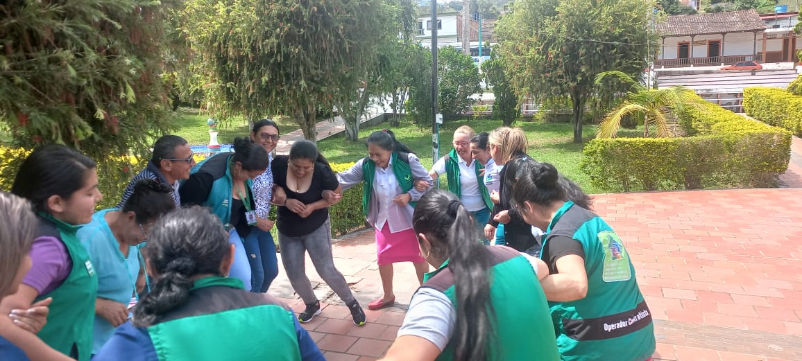 espinel_ya4580's tweet photo. @ElOIRdelaRegion @UnadZcori @OIRZonaOriente @MariaFecoronado @yuli_yuleima12 @VIDERUNADZCORI Jornada pedagógica se socializa al equipo de T.H  los temas a trabajar durante el mes noviembre  Higiene personal  higiene del sueño, consumo de agua, ¿Qué es salud física y mental? la influencia de los malos hábitos en la salud mental salud mental.
#SISSUZCORI
@OIRZonaOriente https://t.co/7JaUg7Jex7