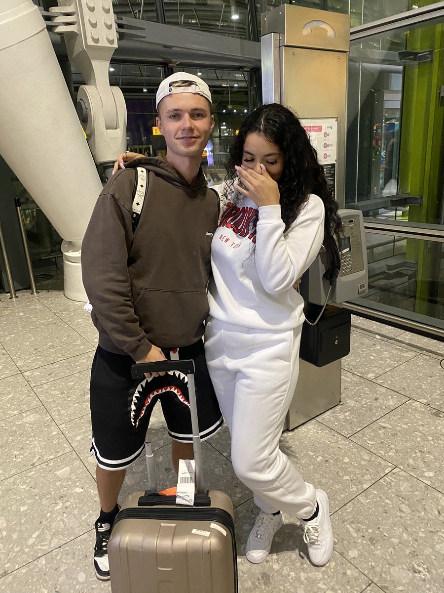 patrícia 🖤 tweet media