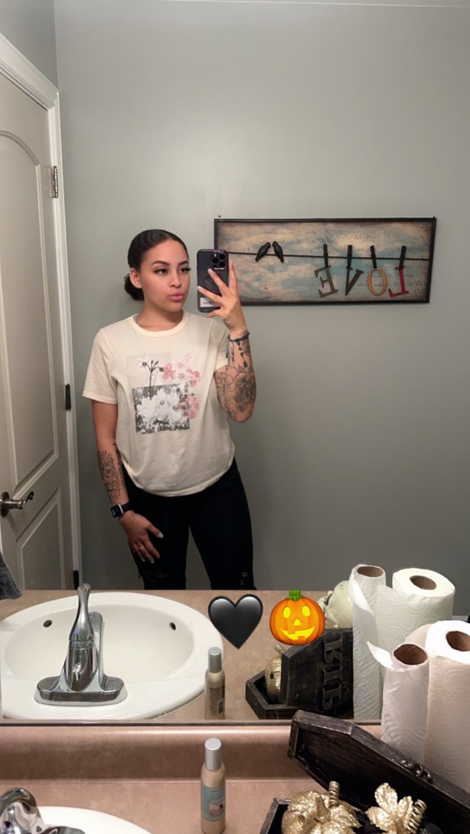 DominiqueQuiter's tweet image. Oh hi it’s me. Loving life 🥰🫶🏽