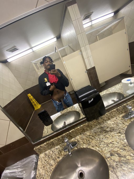 Ready to get off work 🤧 https://t.co/vz19MnycHj<a href="/tag/pocketpussy"class="tags"><span>#pocketpussy</span></a>