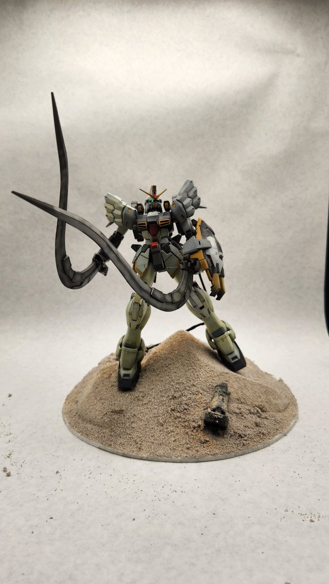Deka610's tweet photo. I try to share the fun of #cosplay and #gunpla and my sfw #3dprinting adventures here.  I placed 2nd in my town's bracket of the 11th GBWC! And like that, my builder's soul has been relit!  How's that for #modelkitmonday? https://t.co/GeuQIWZLuj