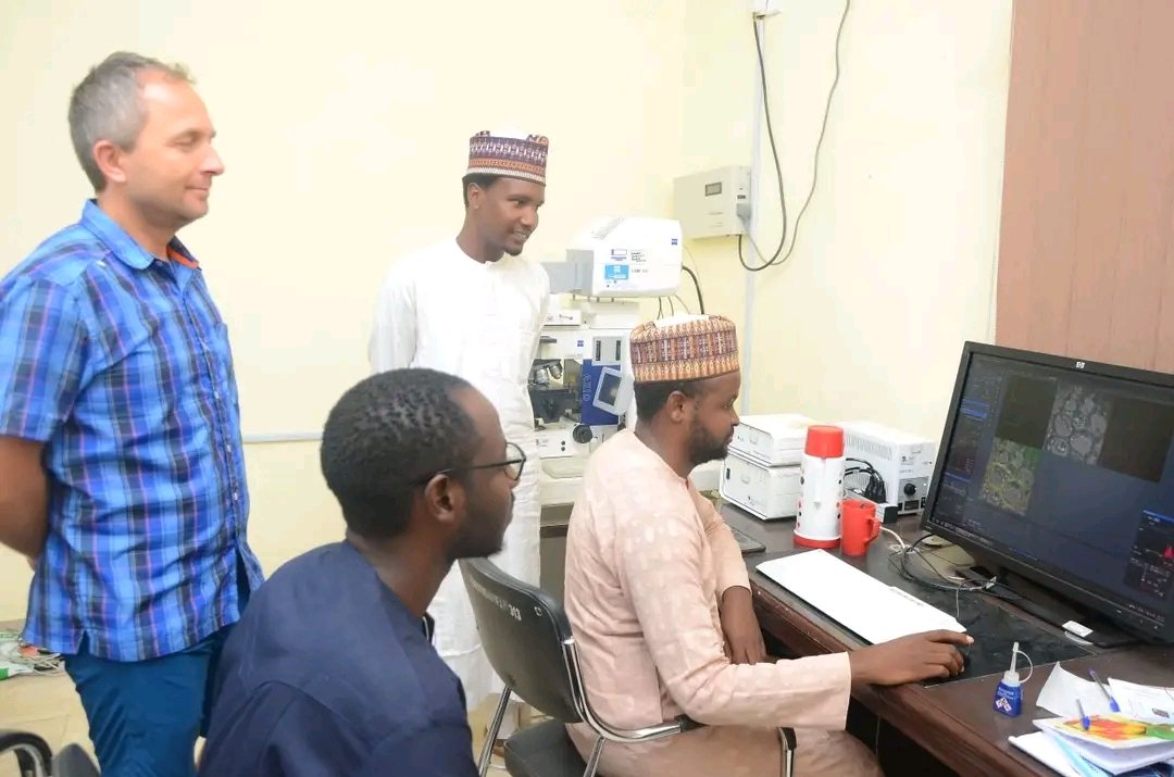 umar_kundi's tweet image. Frame 1. 22nd July, 2022 #LSM700 
Frame 2. 06th Nov, 2023 #LSM780 
This tells how the future of @BioRTCNig is brighter than expected. Thanks @CrickAfricaNet, @UniOfYork, @YorkBioimaging, @GovtYobeState, @yobestateuni