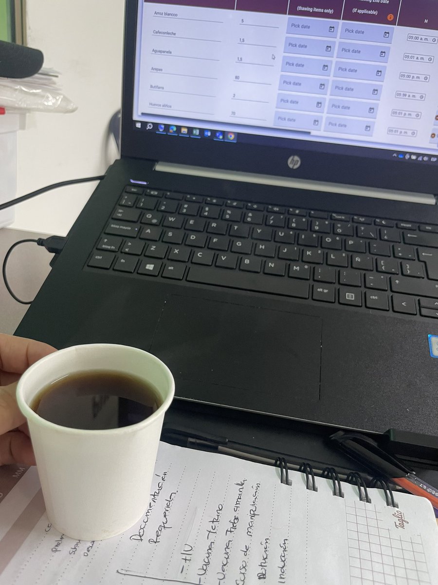 Lunes festivo de trabajo.

Toca sacar adelante a mis 4 hijos😂🤭