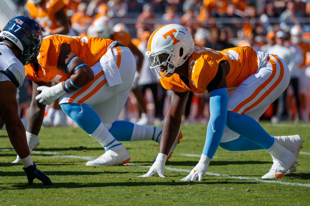 Vol_Football's tweet photo. that Summitt blue >> 🥶🔥 https://t.co/l83EOQ5qfL