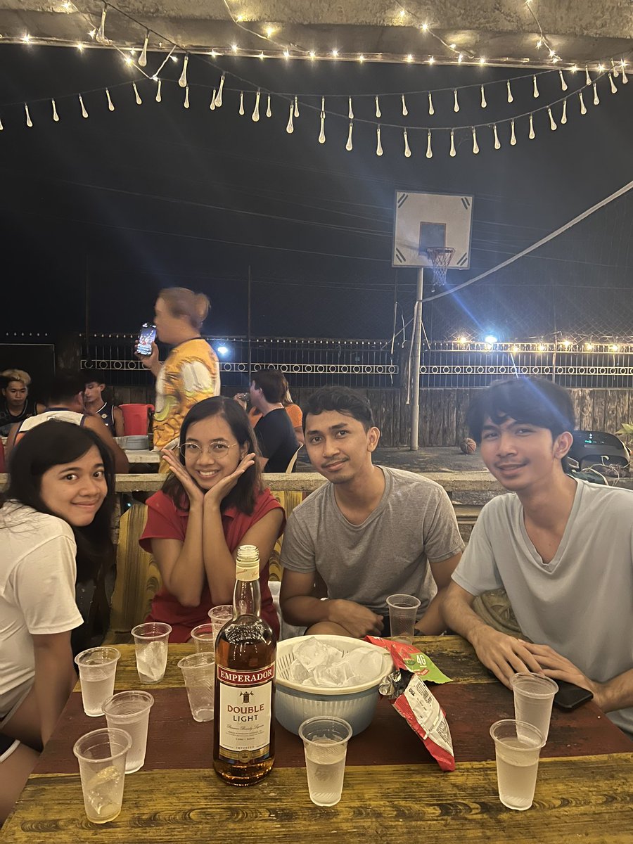 rychaaaa's tweet photo. Umuwi kami sa probinsya  last week. 😌 https://t.co/Coj70y99Ku