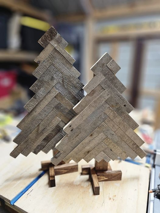 Itisfinished30's tweet photo. Christmas is just around the corner! let us know what kind of decorations your looking for.
#Christmas #woodworking #Entrepreneur #smallbiz https://t.co/xM9TcFYzZ2