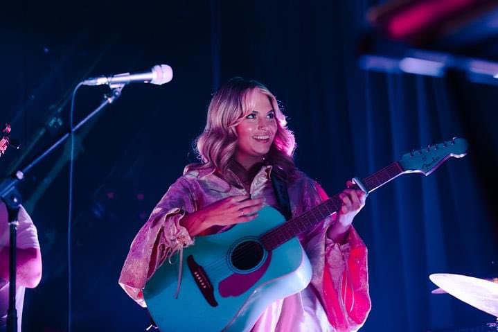 reevahofficial's tweet image. DERRY 💕 🎈 💃 🪩 

Can we do it all over again?!? 🥰 

These snaps say it all- 
Pure elation, joy, craic &amp;amp; love 💗 

Thank you each and every one of you who joined us on Friday evening @stcolumbshall &amp;amp; being the best audience- dancing &amp;amp; singing along!! 

Let’s do it again soon x