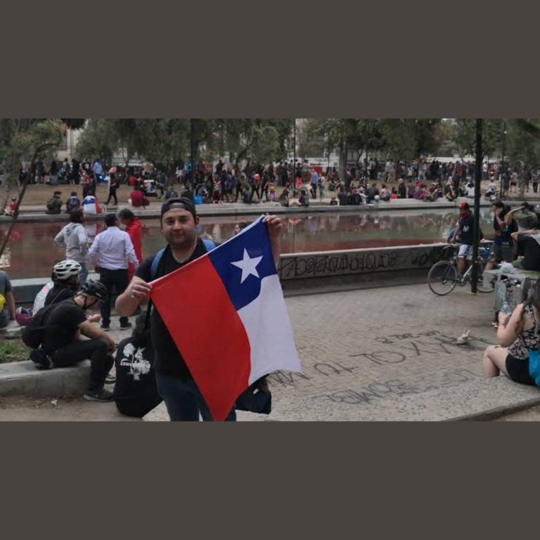 Rebelde_1312's tweet photo. En 9 días son 4 años de la salvá de raja a #piñera y la presidencia asegurada para #boric. En 9 días matan a #AbelAcuña
#SinJusticianohaypaz #Niolvidoniperdon #chileviolalosddhh #Libertadalxspresxspoliticxs https://t.co/sWAjVZykUp
