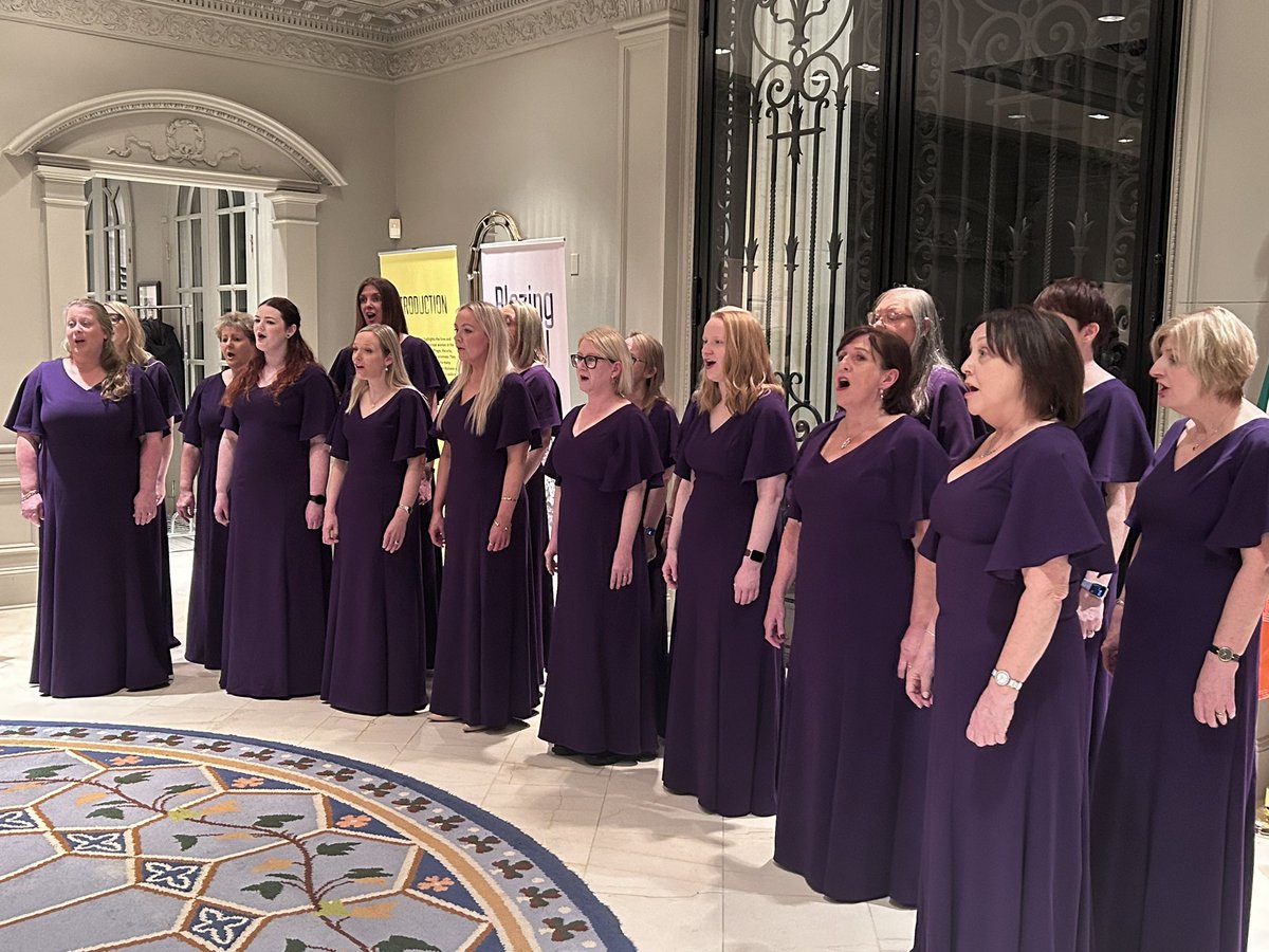 IrelandEmbUSA's tweet photo. Deputy Amb. Orla Keane was delighted to welcome @AllegriDerry as part of their 🇺🇸 tour.

This inspirational cross-community group of women represent a flourishing arts community in Derry, 25 years on from the Good Friday Agreement. https://t.co/NiHG2FmPWI