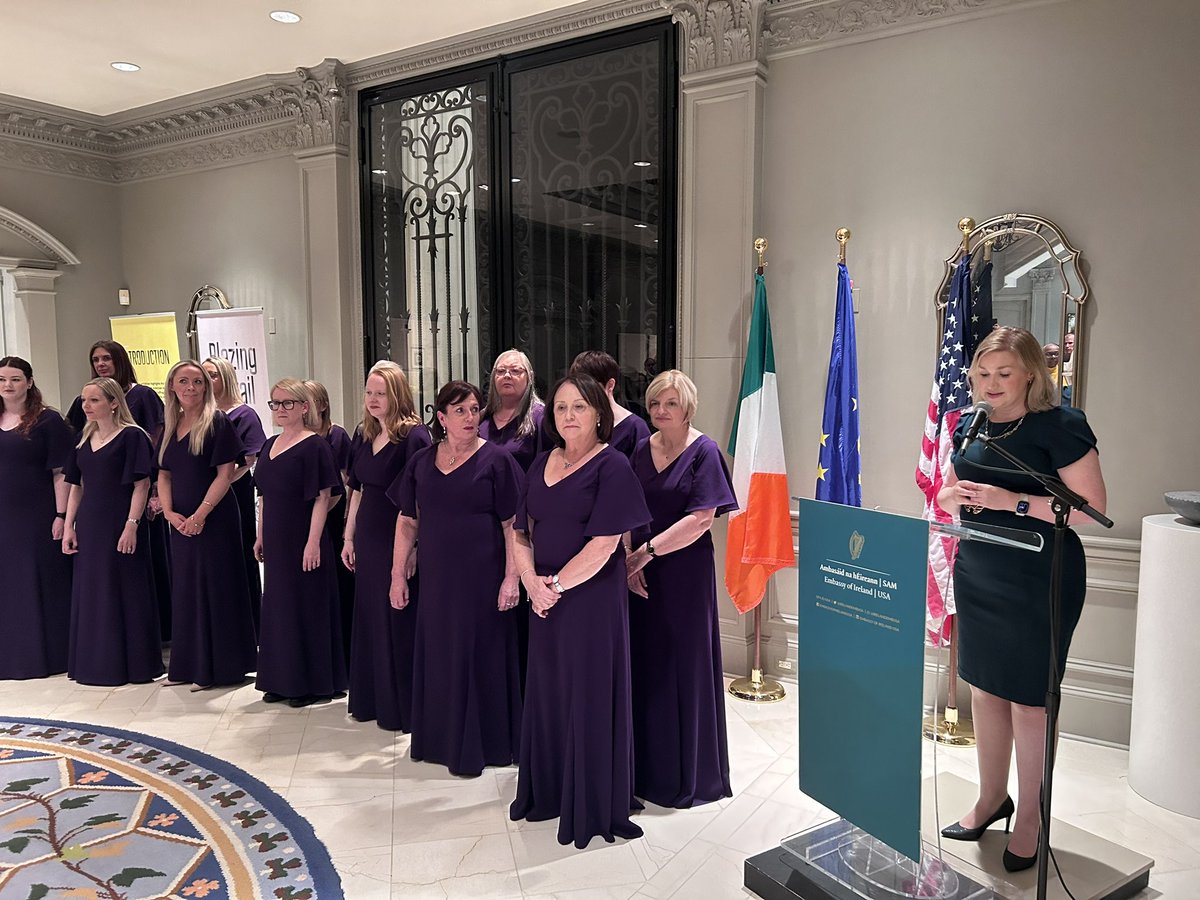 IrelandEmbUSA's tweet photo. Deputy Amb. Orla Keane was delighted to welcome @AllegriDerry as part of their 🇺🇸 tour.

This inspirational cross-community group of women represent a flourishing arts community in Derry, 25 years on from the Good Friday Agreement. https://t.co/NiHG2FmPWI