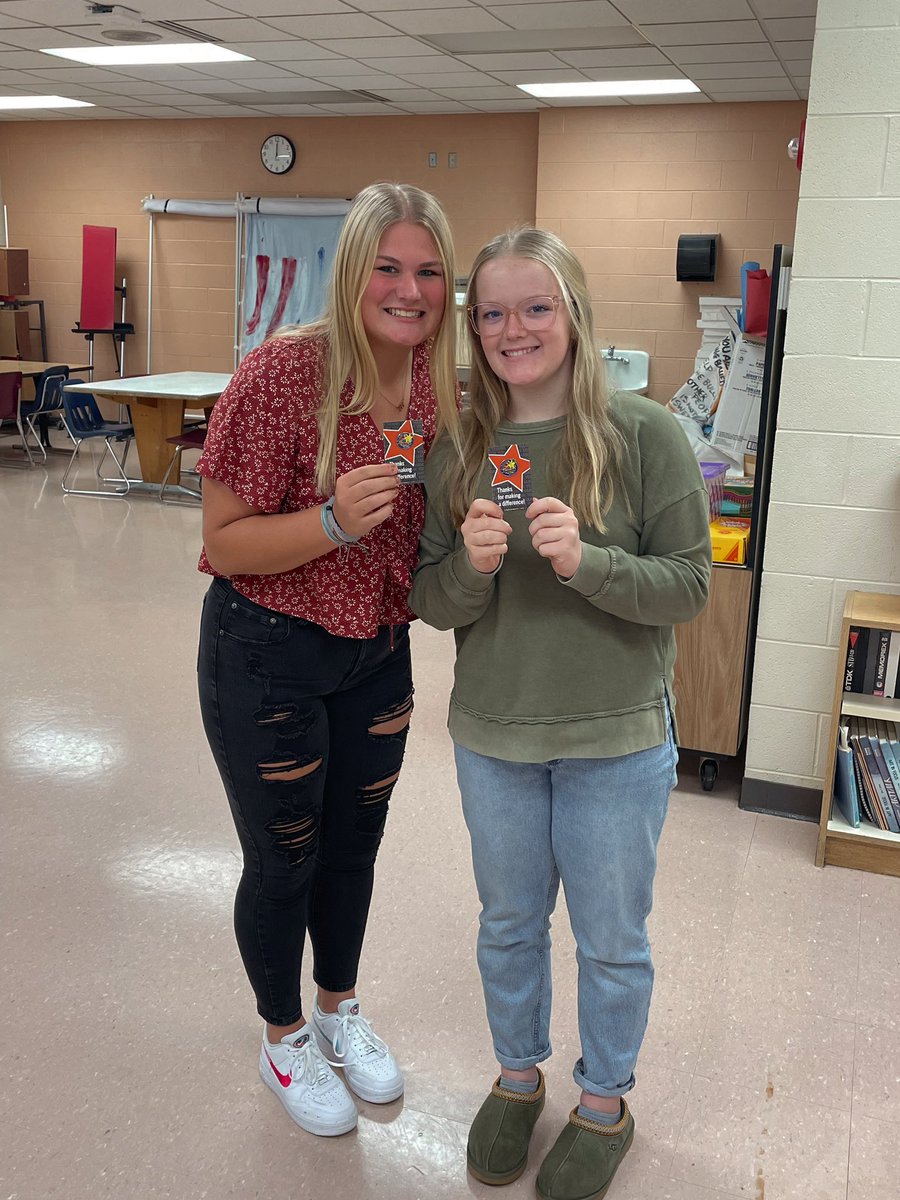 Summer_jean7's tweet photo. Volleyball is officially over :(
I am so grateful that I was voted by my fellow teammates the Spartan Athlete award. Also awarded a sportsmanship pin from a referee.
These past 4 years were a dream. #7 https://t.co/TvwpvWTZGv