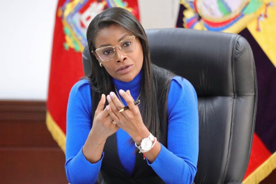 ElDatoEcua's tweet photo. #Urgente ¡NOBOA NO APOYARÁ NINGÚN JUICIO CONTRA LA FISCAL!

El presidente electo Daniel Noboa aseguró en Washington que su bancada parlamentaria no apoyará ningún acuerdo para iniciar un juicio político a la fiscal general como promueve el correísmo.

“Alguna organización política intentó hacer un juicio político a nuestro fiscal general. Necesitamos proteger a individuos como ella que están trabajando duro en contra de organizaciones criminales que operan en el país. Cualquier negociación debe estar estrictamente legislada”, afirmó Noboa.

Fuente: Infobae.