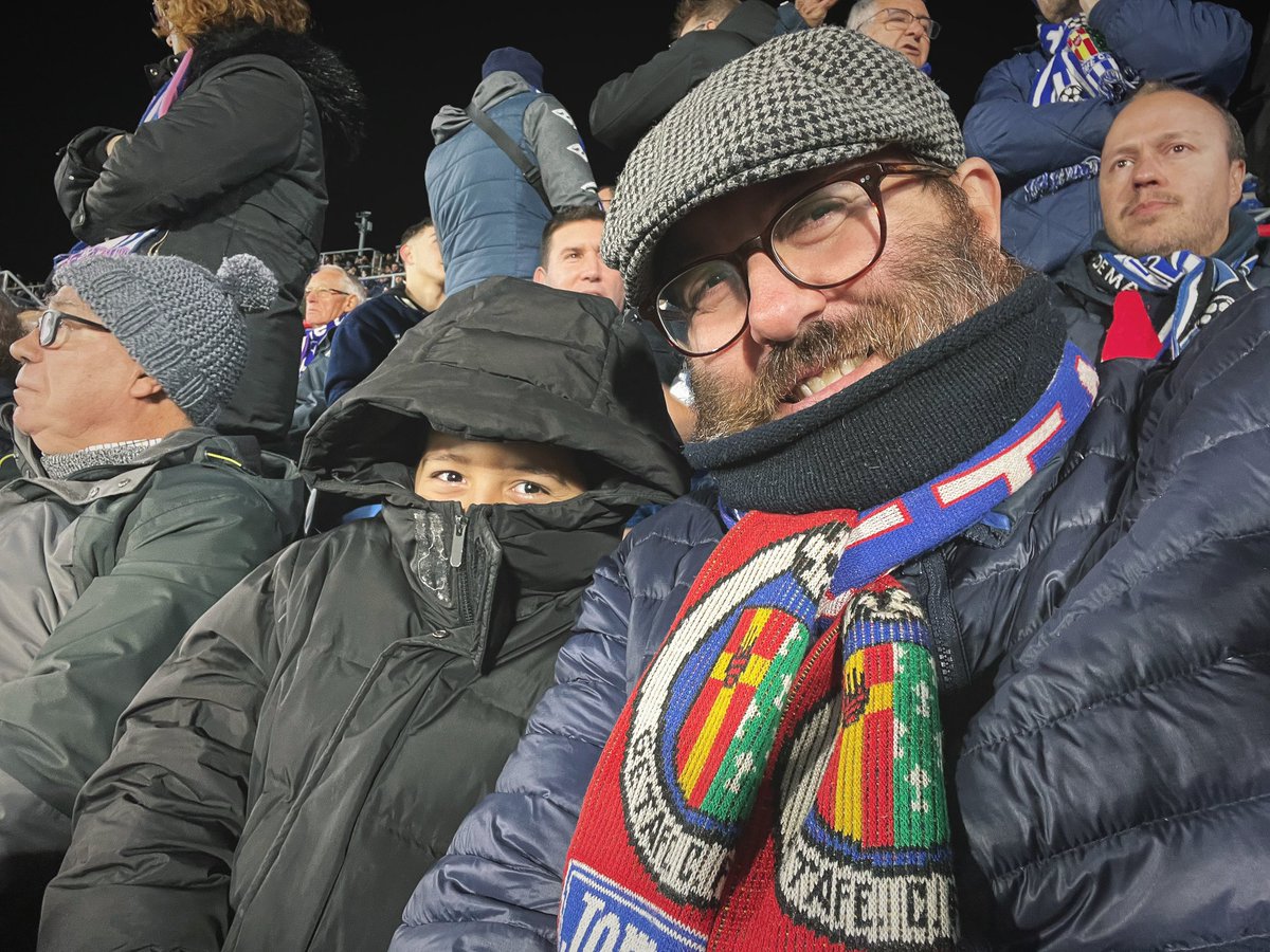 raulhdezcano's tweet photo. El invierno ya llegó #vamosgeta #GetafeCádiz https://t.co/qOX6MaF5eh
