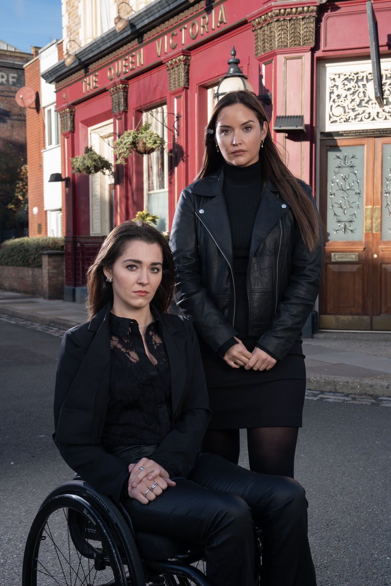 📢 Brannings reunited! #EastEnders Jack Branning’s daughter Penny is making her way back to Walford alongside cousin Lauren - but what brings the pair back to Albert Square? More ➡️ bbc.in/3Qq5TFR