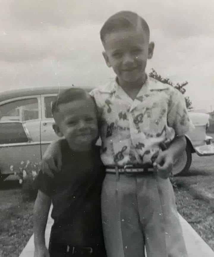 muerdekeroyo tweet media