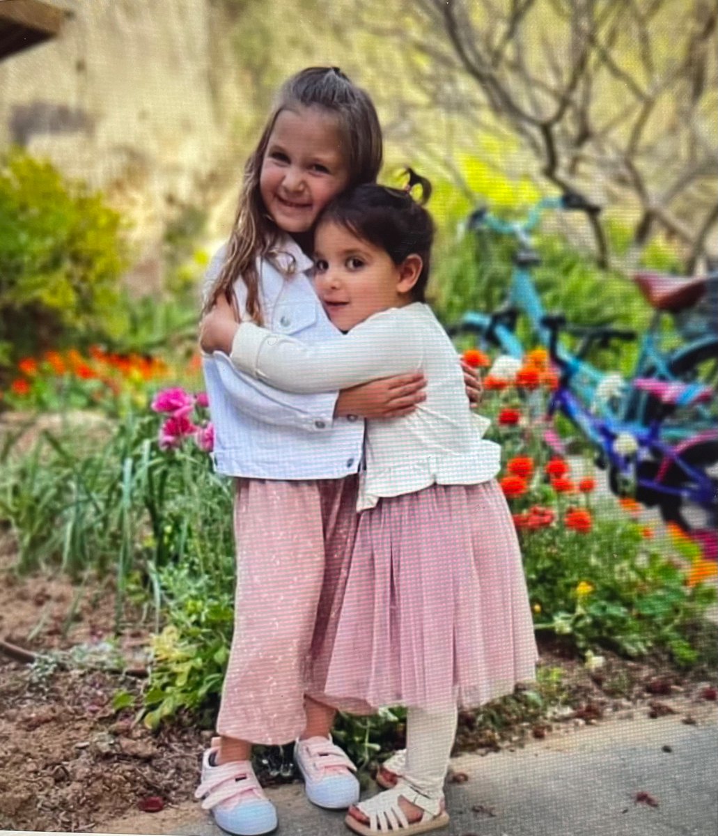 annablack0134's tweet photo. #GazaGenocide
Two beautiful little girls kidnapped by Hamas and going through hell ...where's the sympathy for them?? https://t.co/s1tOkQ3No8