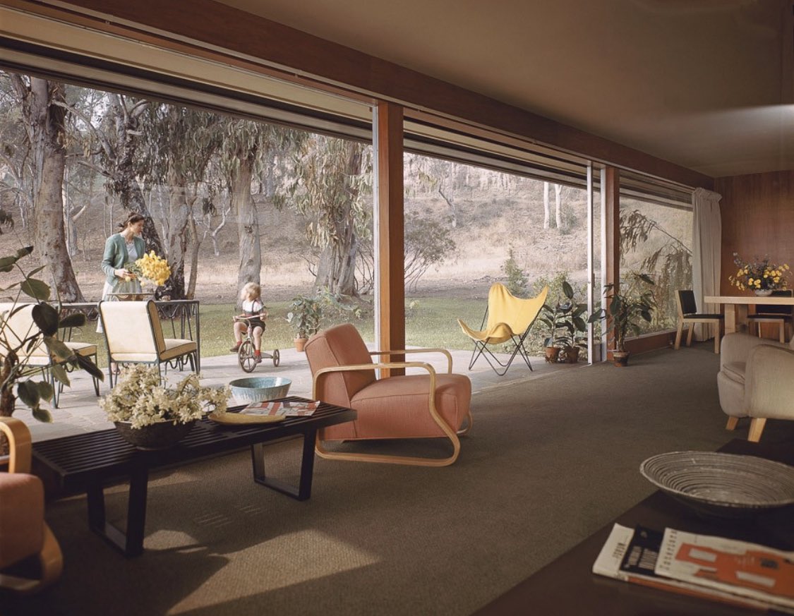acafeole's tweet photo. CSH #20
Bailey House 1947-48
219 Chautauqua Boulevard, Pacific Palidades. Richard Neutra
#casestudyhouses #midcenturyarchitecture #unacasaladía1 #CSH8 https://t.co/yBWtaafvoq
