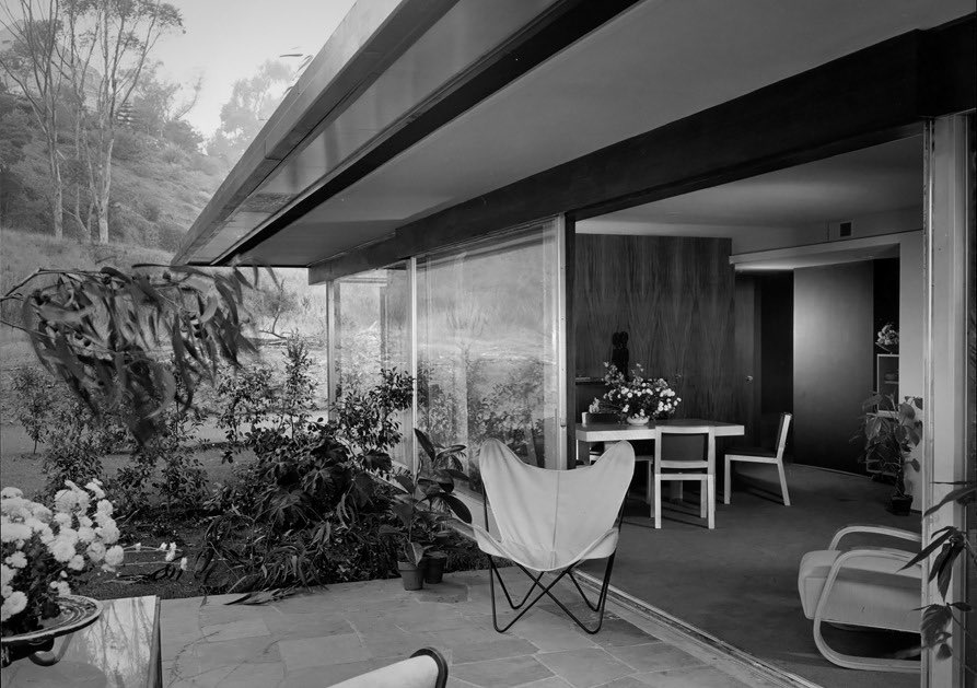 acafeole's tweet photo. CSH #20
Bailey House 1947-48
219 Chautauqua Boulevard, Pacific Palidades. Richard Neutra
#casestudyhouses #midcenturyarchitecture #unacasaladía1 #CSH8 https://t.co/yBWtaafvoq