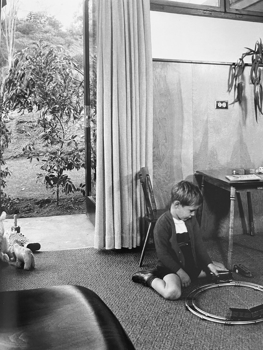 acafeole's tweet photo. CSH #20
Bailey House 1947-48
219 Chautauqua Boulevard, Pacific Palidades. Richard Neutra
#casestudyhouses #midcenturyarchitecture #unacasaladía1 #CSH8 https://t.co/yBWtaafvoq