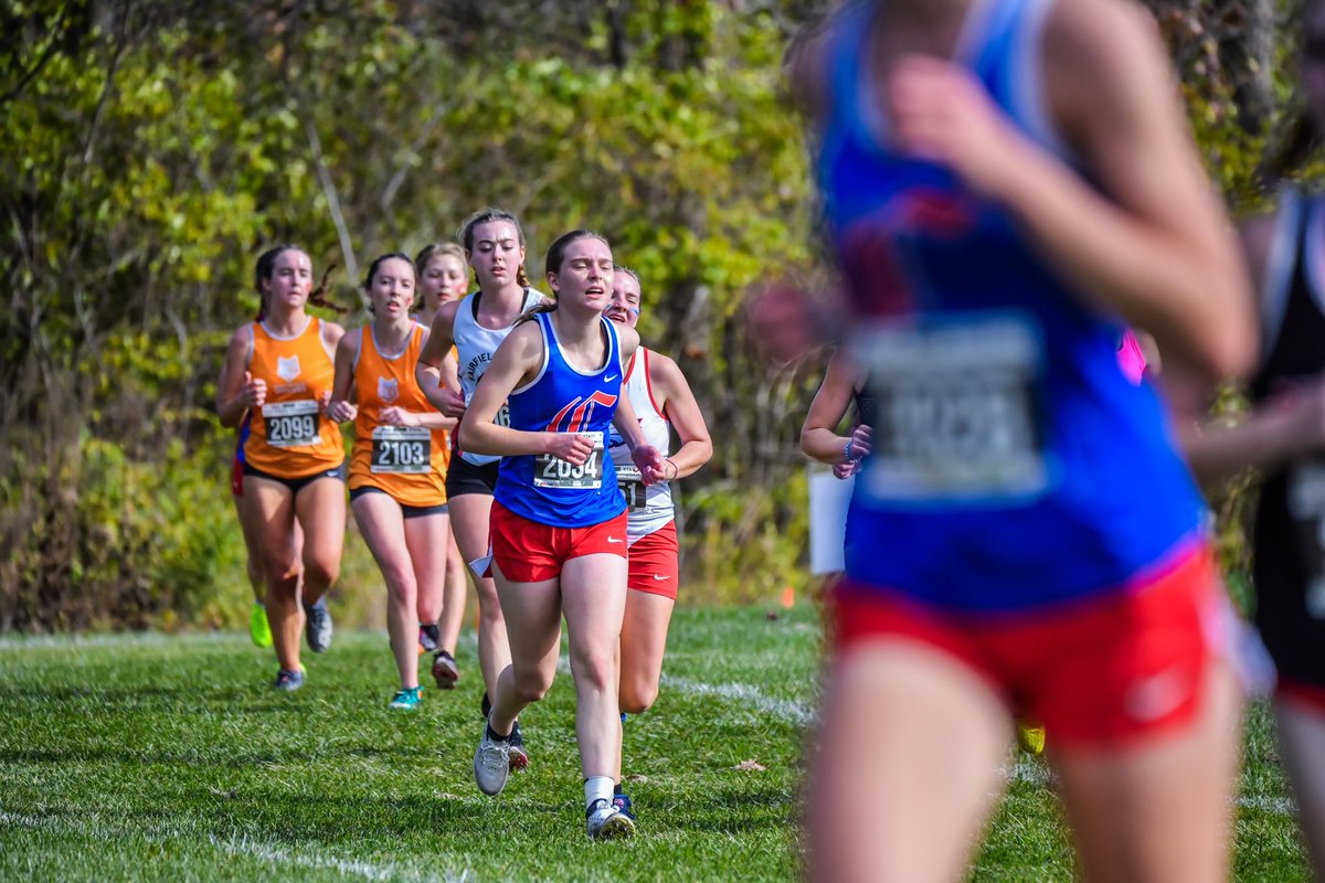 🏃‍♀️🏃#OHSAA CROSS COUNTRY: Highlights from the Division II boys and girls Cross Country State Meet. 📸