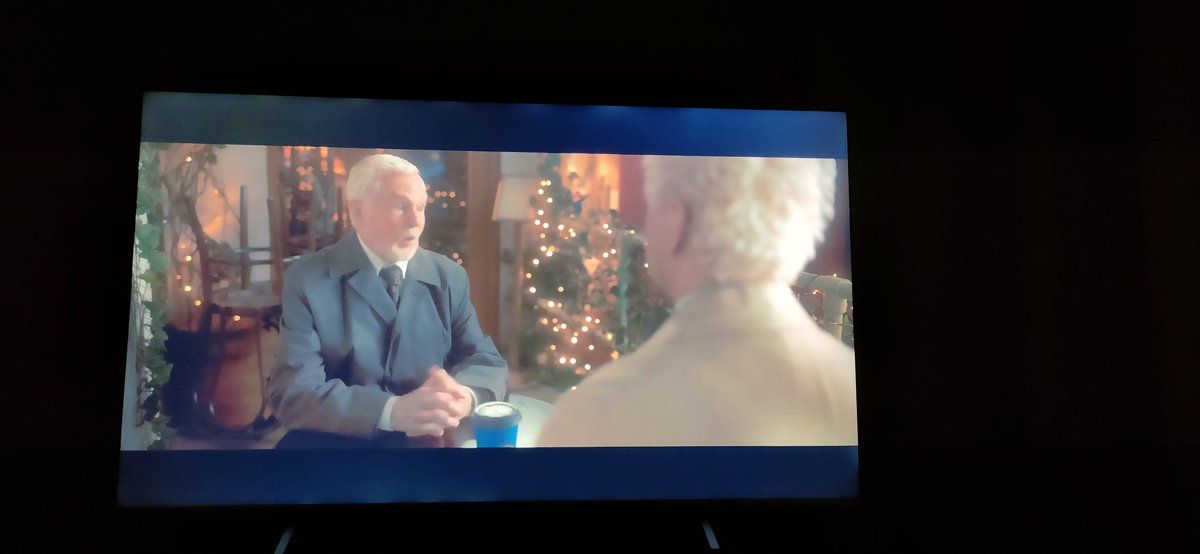 Alex2020NB's tweet photo. This @Philips branded TV, which is manufactured by @TPVision is described in the marketing blurb as "the one that has it all". Look at the state of the picture on it. TP Vision's so-called Philips TV Technical Support says it doesn't need replaced or repaired. TV is 4 months old. https://t.co/ihMhys2PTI