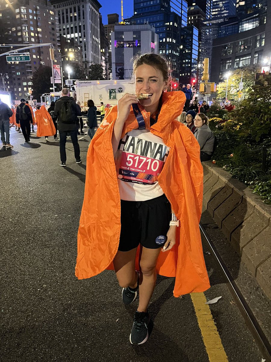 hannahgranick's tweet photo. IβM A MARATHONER β¨ π₯° π₯³ π ππ»ββοΈ π§‘ @nycmarathon thank you for the most incredible experience of my life! #tcsnycmarathon #nycmarathon #firstmarathon #runnyc #itwillmoveyou https://t.co/13PoeULrha