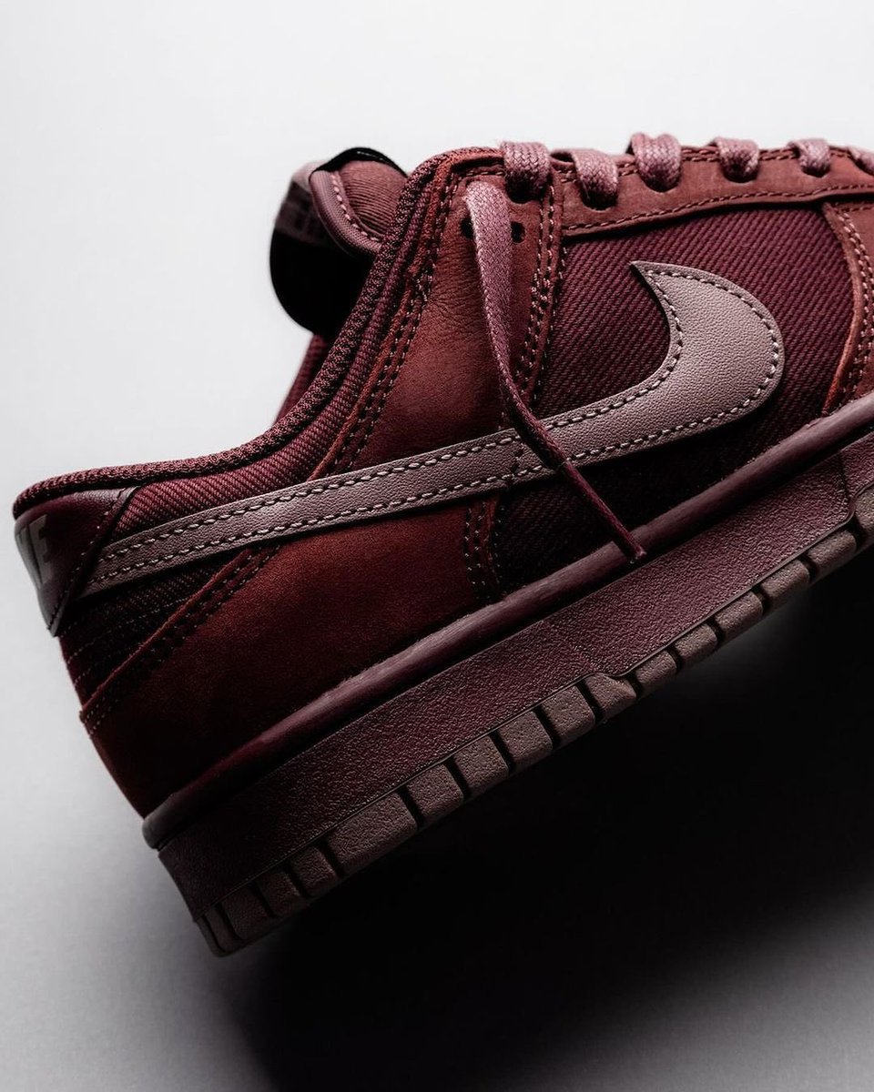 tenislinks's tweet photo. 🤎 Dunk Low "Burgundy"

Agora, na Nike: https://t.co/XI8gHffNP6 https://t.co/yCZwReT3SG