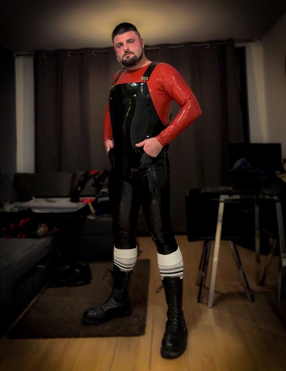 CDF bear (@cdfbear) on Twitter photo Another <a href="/bfetishmen/">Birmingham Fetishmen®</a> weekender done! Hosted at <a href="/BirminghamBoltz/">Boltz Birmingham</a>. Great to see new and old faces (and other body bits!). I promise I was happy, just tired 🥱
<a href="/LibidexLtd/">libidexltd</a> Another <a href="/bfetishmen/">Birmingham Fetishmen®</a> weekender done! Hosted at <a href="/BirminghamBoltz/">Boltz Birmingham</a>. Great to see new and old faces (and other body bits!). I promise I was happy, just tired 🥱
<a href="/LibidexLtd/">libidexltd</a>