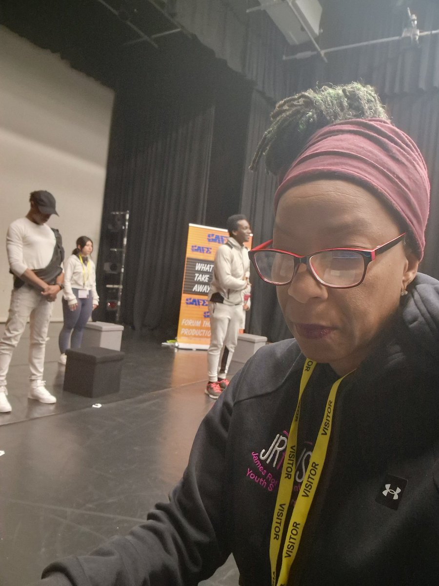 CEHunter7's tweet image. I&apos;ve been pushing for wellbeing in our schools and community since 2014 with hope that one day the power of #visualawareness will make a difference in #PublicHealth #1min4lives🌼 @CelebLM @CivilSocietyCIC @TNLComFund @MPSLewisham  @ConsultingAtec @LewishamCouncil @MayorofLondon