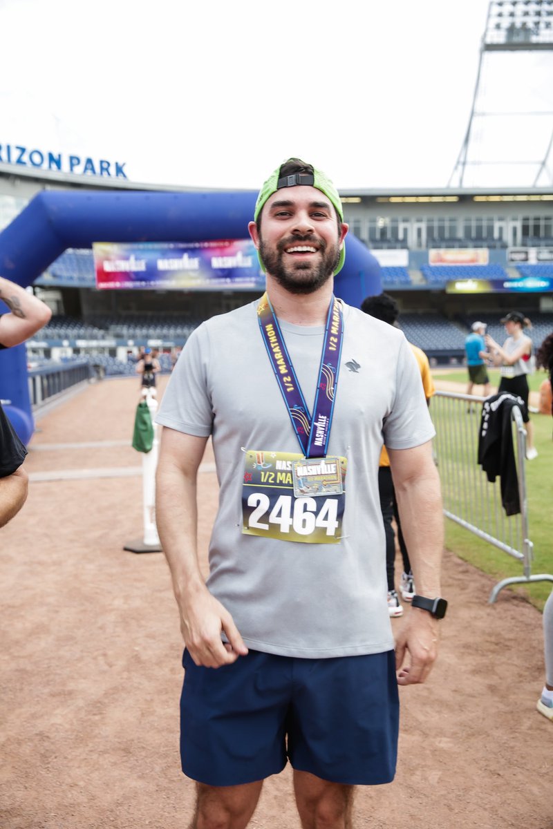 mikepose_'s tweet photo. Guys being dudes #RunNash @AllDayRunningCo https://t.co/NRFYW0n2Ns