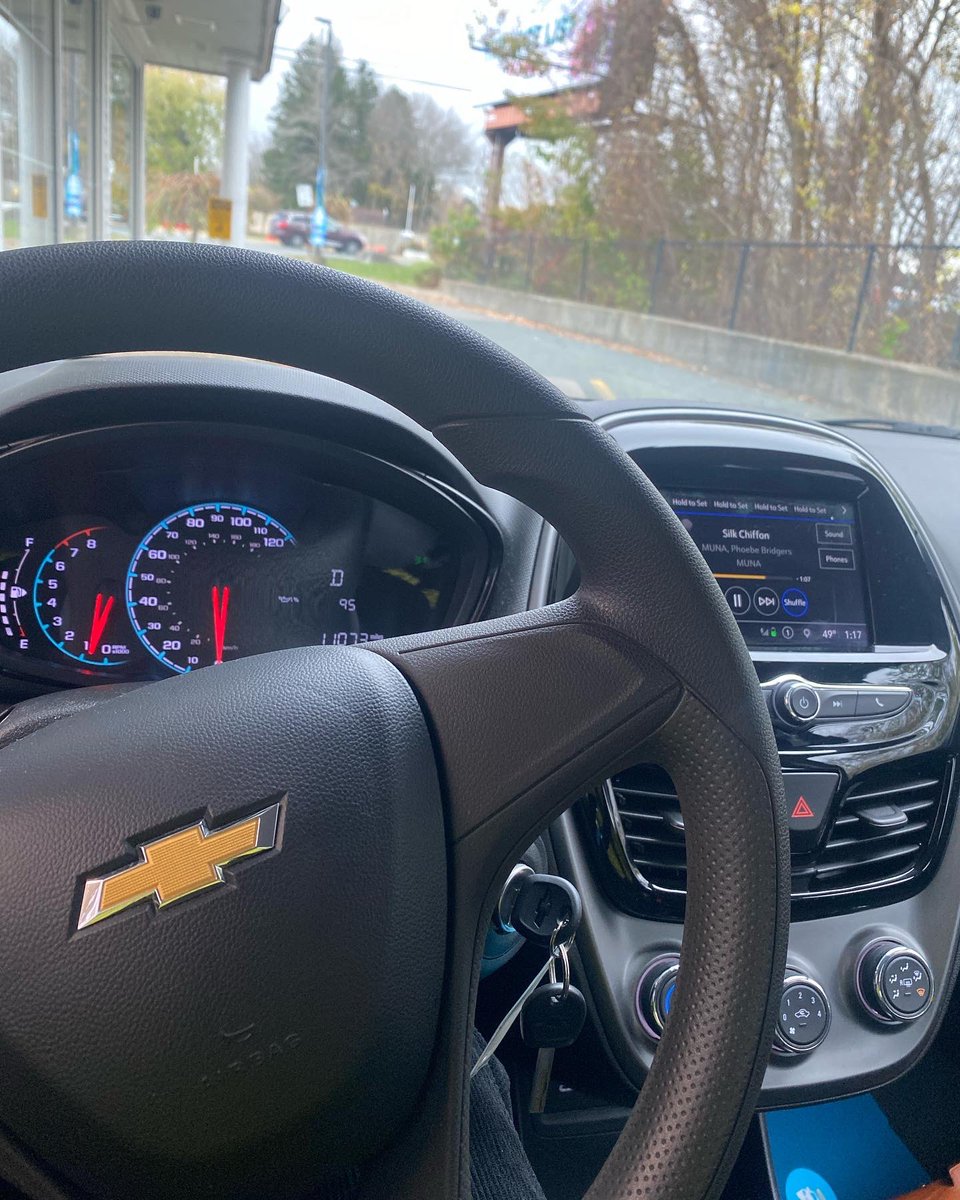 trae17_'s tweet photo. anyways taking a break from being depressed to announce that i finally have a new car!!!! 🚙🩵✨😌 https://t.co/ByZfWQD0BI
