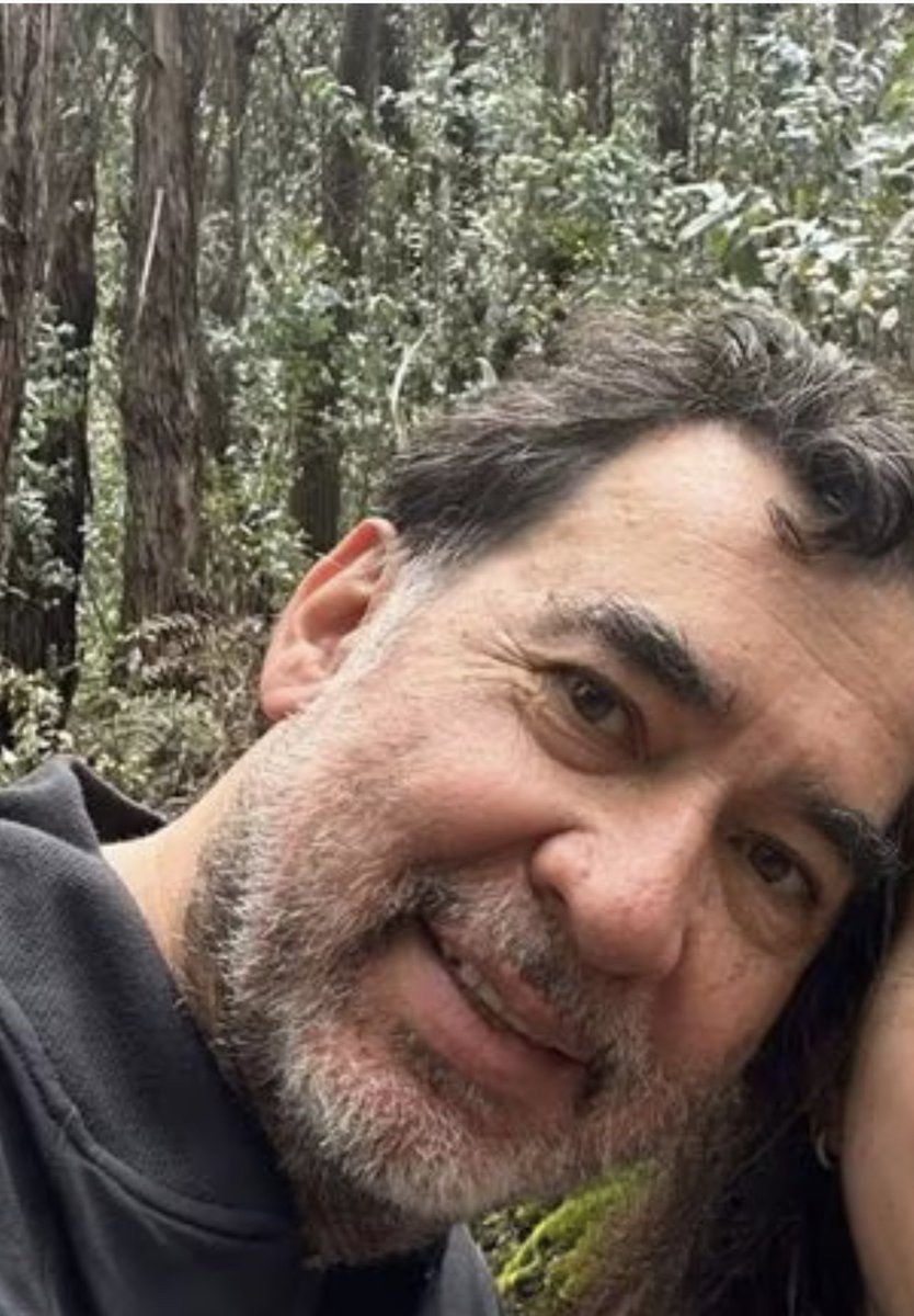 JotaPeHernandez's tweet photo. El empresario Carlos Rios desaparecido y el actor Juan Pablo golpeado y atracado. No solo ellos fueron atracados hoy en los cerros orientales de Bogotá, hay más víctimas. LOS BANDIDOS ESTÁN DESATADOS aprovechando la impunidad y los beneficios que ofrecen quienes nos gobiernan. https://t.co/pyHQzY34l1
