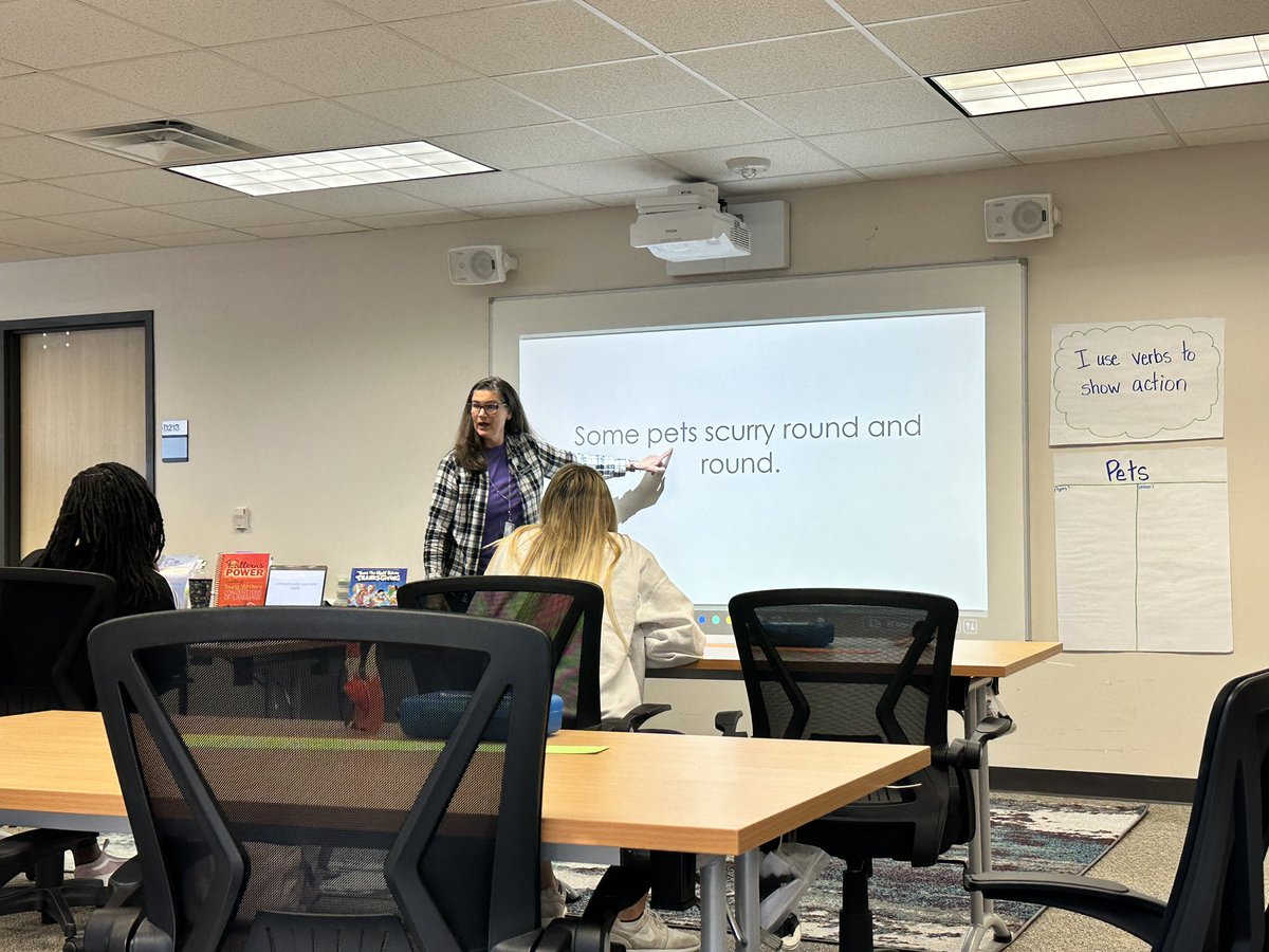mooretolearn's tweet photo. @hjmalvarado is leading our first grade teachers in Patterns of Wonder to engage in grammar play! πΏοΈ #RISDWeAreOne #risdk2creates #risddwd @PLinRISD @RLAinRISD @whitney_larocca #patternsofwonder https://t.co/vZhN0GYc7Q