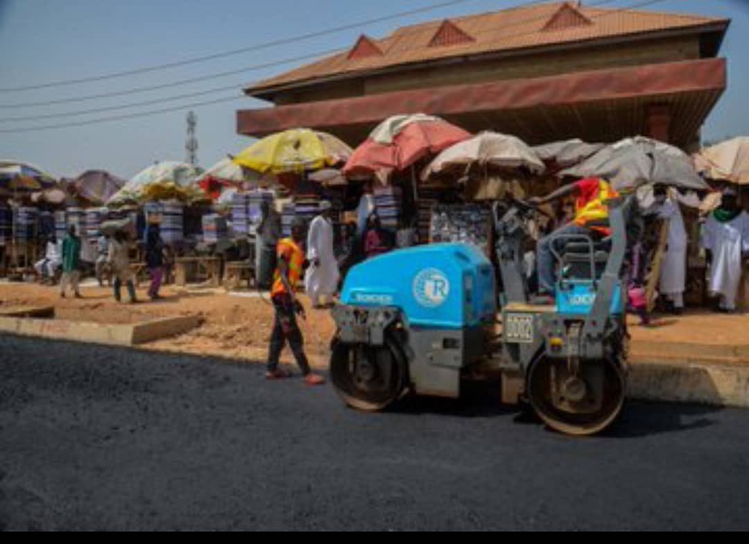 daudalawal_'s tweet photo. Earlier this afternoon in Gusau, I took a tour of the sites of the first phase of major road projects that my administration embarked upon in my few months in office. 

I am satisfied with the speed and quality of work undertaken by the contractors so far. https://t.co/AMTXp65TZb