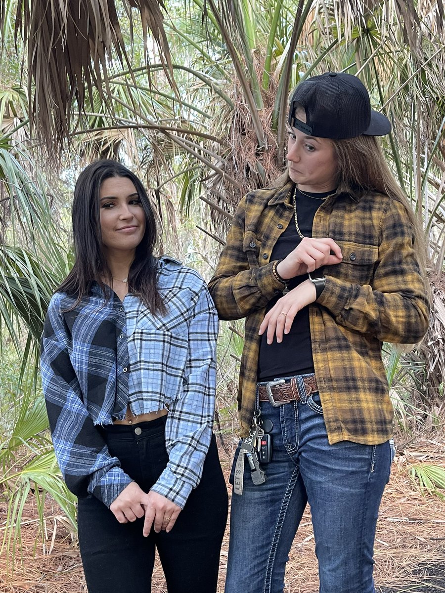 hfarrell15's tweet photo. hey gurllll heyyy, lemme take you out sometime 🥵🤪 #checkyesorno #fineassmfrightdur https://t.co/AHpwJygp43