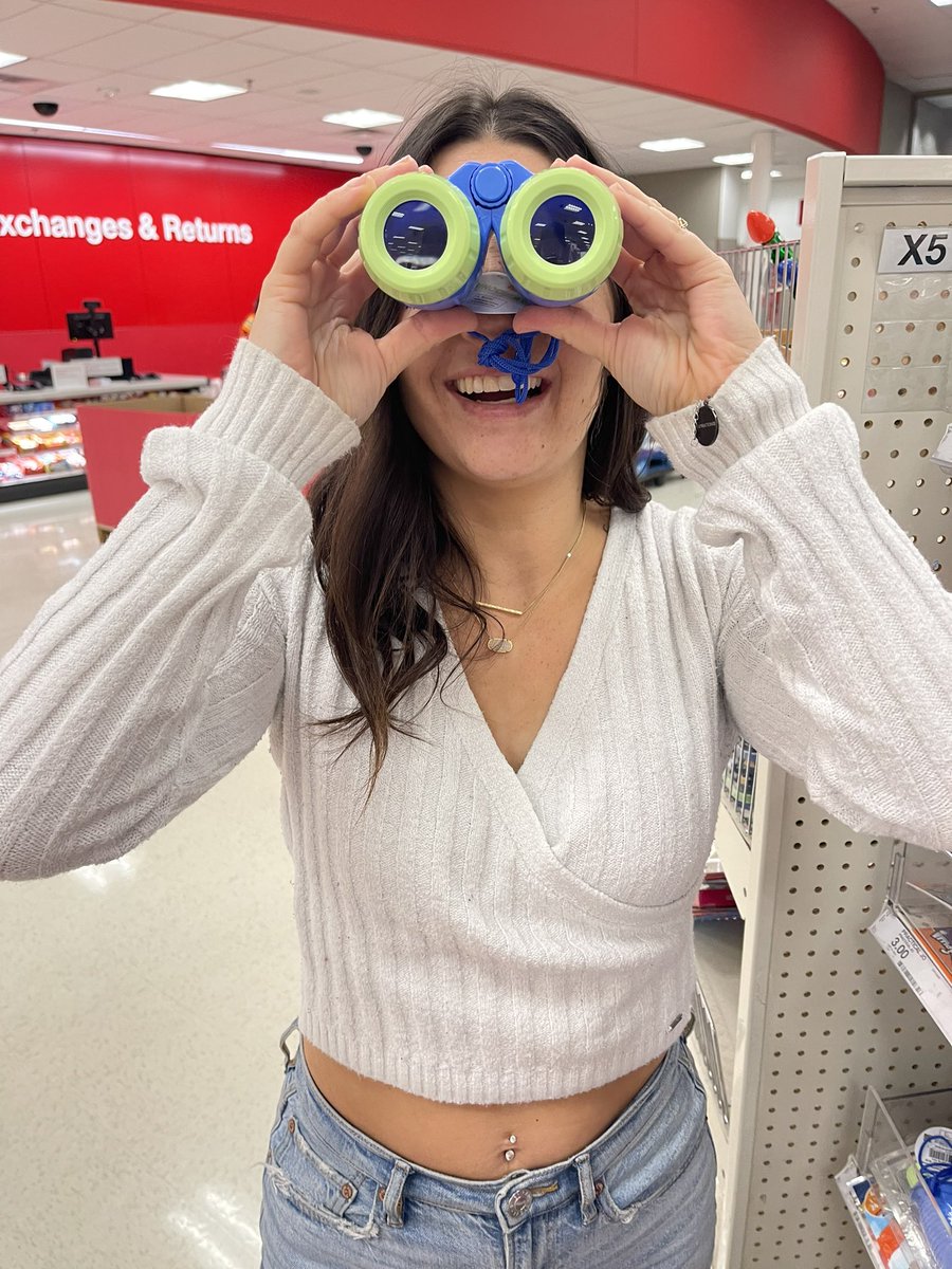 hfarrell15's tweet photo. hey gurllll heyyy, lemme take you out sometime 🥵🤪 #checkyesorno #fineassmfrightdur https://t.co/AHpwJygp43