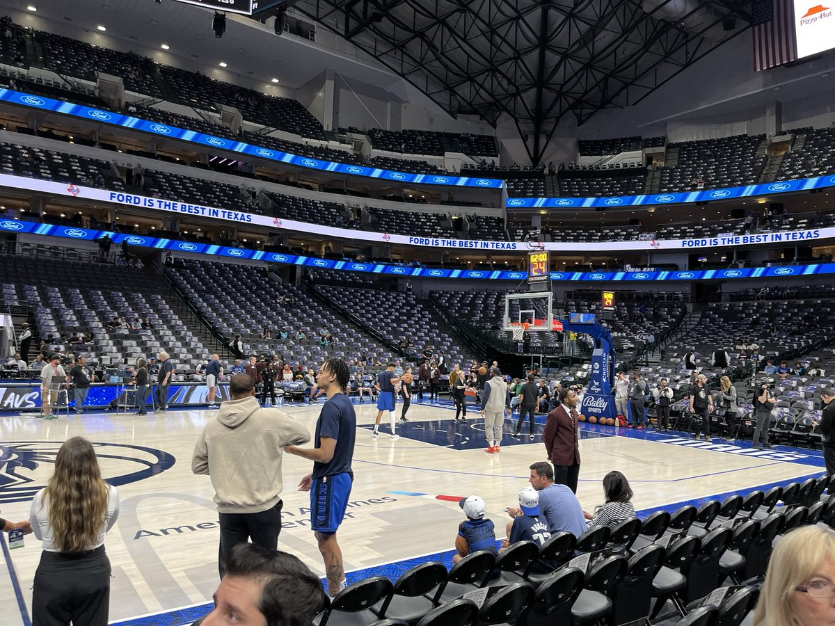 BrianDHimes's tweet photo. Mavs and Hornets Game was close! NGL I’m surprised Dallas came back. Lamelo Ball came to play. @mcuban next time hope to see you there! https://t.co/IcvGEvd7Bz