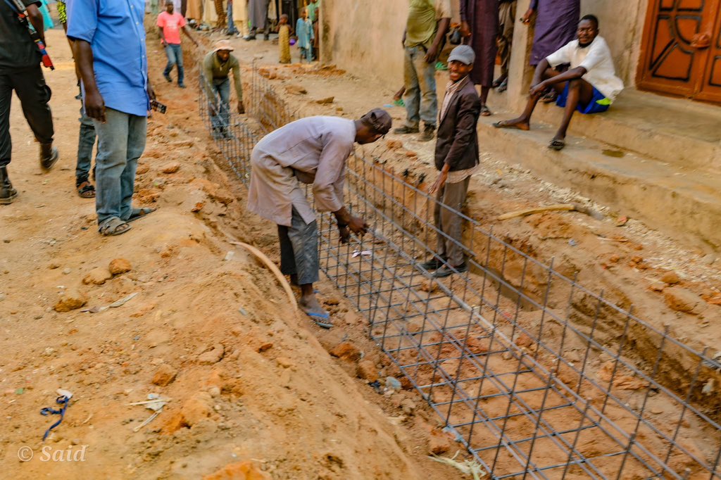 daudalawal_'s tweet photo. I charged them to deliver a standard job befitting the people of Zamfara. 

I do not doubt that the Gusau Urban Renewal project will not only give our state capital the necessary facelift but will also sharply improve the productivity of our people. https://t.co/6GET4h1YrX
