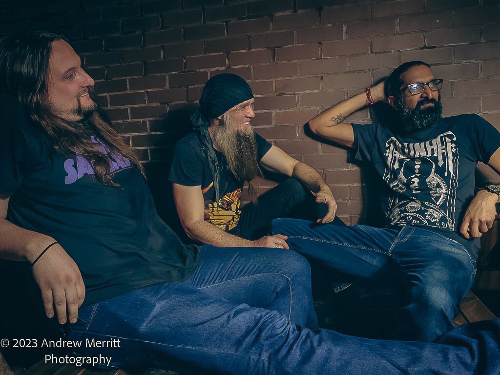 The Post-Tour Blues have definitely set in now. We are all really missing playing shows, and just hanging out. These photos by Andrew Merritt Photography are helping though ❤️

#ripplemusic #ripplefamily #tour