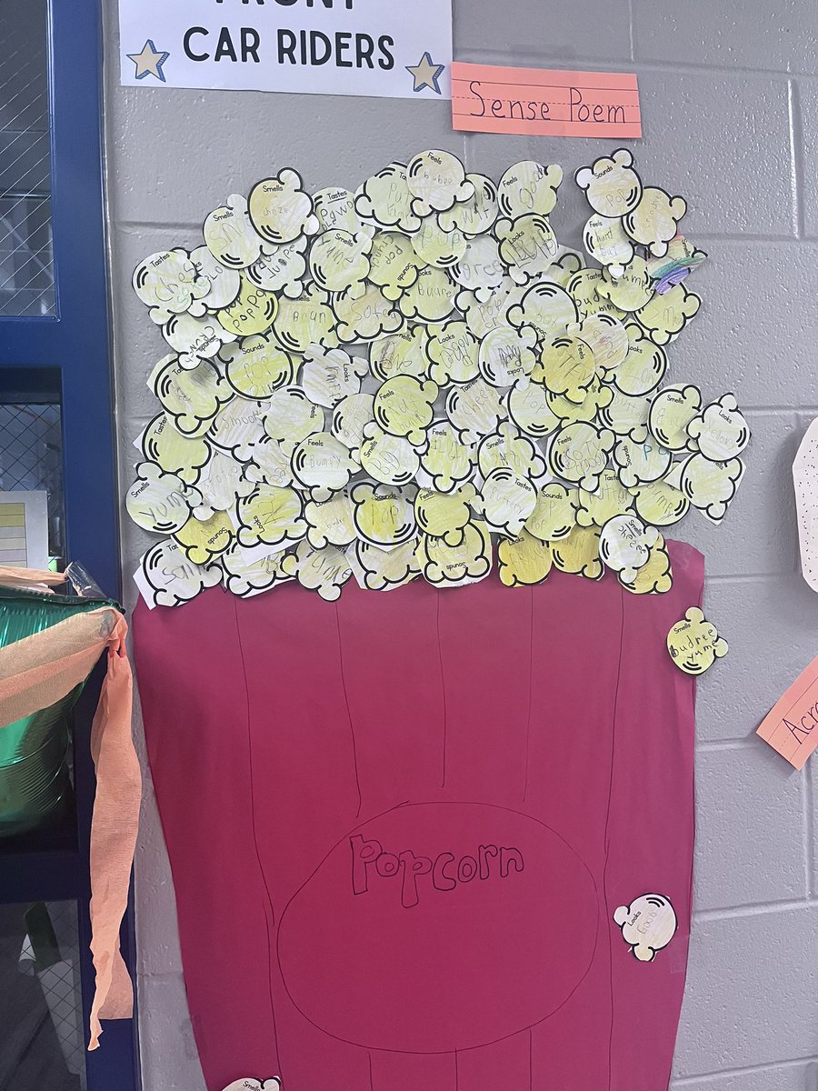MrsShivers1's tweet photo. Writing all sorts of different types of poetry!   1st grade has so many amazing poets. @HumbleISD_SWE @Humble_ElemELA https://t.co/mHXbTRcdM1