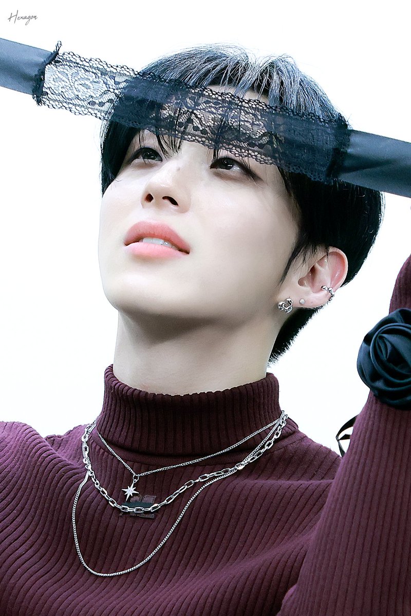 hexagon_mju's tweet photo. 231105 올엠디 팬사인회    

🖤🫠

#문종업 #MoonJongup 
#XOX #문종업_SOME 
#팀24시 #BAP #비에이피
@jongup_official https://t.co/CkXYfNQxdh