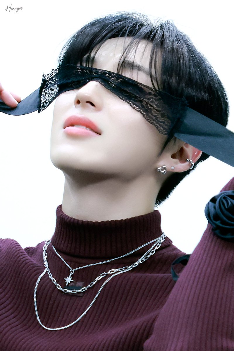 hexagon_mju's tweet photo. 231105 올엠디 팬사인회    

🖤🫠

#문종업 #MoonJongup 
#XOX #문종업_SOME 
#팀24시 #BAP #비에이피
@jongup_official https://t.co/CkXYfNQxdh