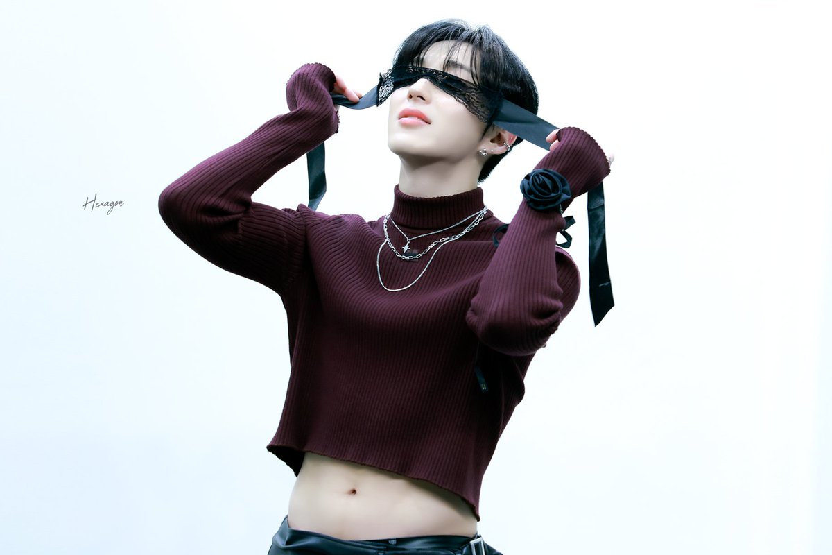 hexagon_mju's tweet photo. 231105 올엠디 팬사인회    

🖤🫠

#문종업 #MoonJongup 
#XOX #문종업_SOME 
#팀24시 #BAP #비에이피
@jongup_official https://t.co/CkXYfNQxdh