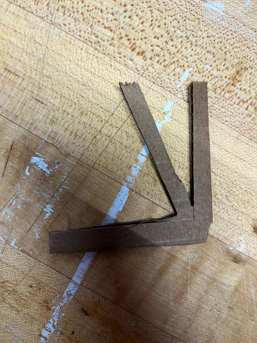 JessicaLeitman's tweet photo. Today #Team202 visited the Greeley STEAM LAB to take 📸 of real world objects that identify math vocabulary. What angles &amp; lines did our students find? @MrInhaber #WeAreChappaqua @ski626 @jsullivan165 @Lauren_Olmo @Greeley_Math @PlateKaitlyn https://t.co/G6klwgPaVa