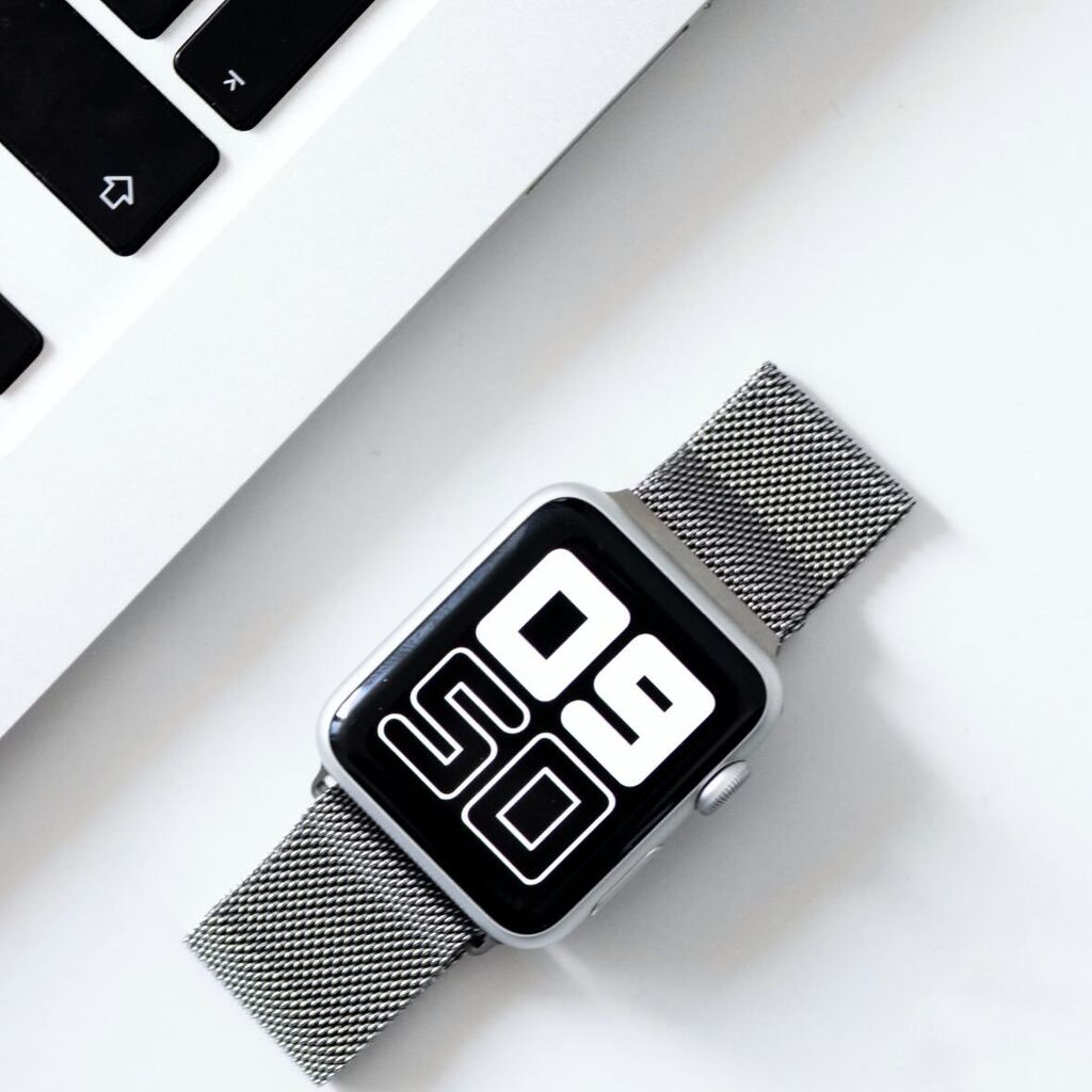 applewatchstuf's tweet photo. Milanese loop. Just one of many metal Apple Watch straps you can buy. We’ve put some bestsellers of metal straps available on our website. Have a look, browse the styles, read the reviews and try a few out.
https://t.co/5JIwk5aTPq 
#apple #applewatchstr… https://t.co/Vb7DMYeERM https://t.co/4zeQCOhmex